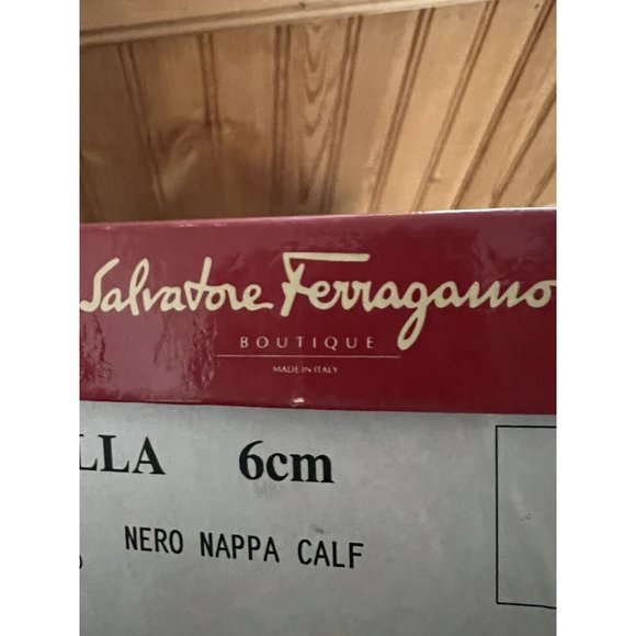 Salvatore Ferragamo Made in Italy Black Quilted Toe Block Heel Pump Size 9.5AAA - Picture 7 of 16